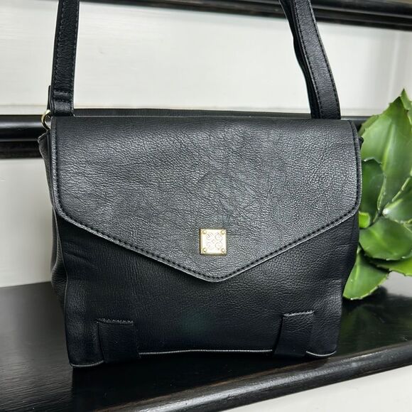 Gianni Bini like new shoulder crossbody handbag purse non smoking - Picture 1 of 12
